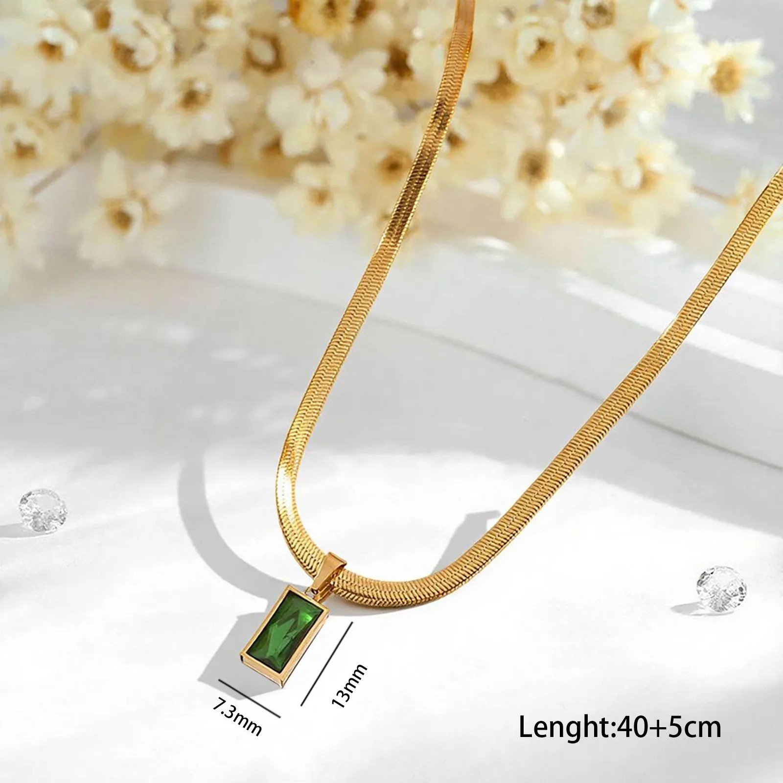 EMERALD GOLD SNAKE CHAIN.jpg (2)