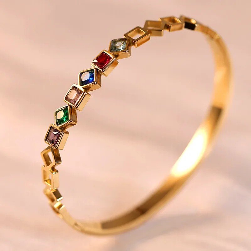 Prism_Crystal_anti tarnish_Zircon_Bangle_