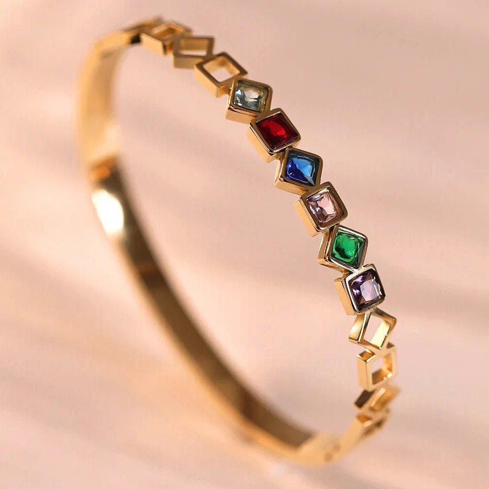 Prism_Crystal_anti tarnish_Zircon_Bangle_2