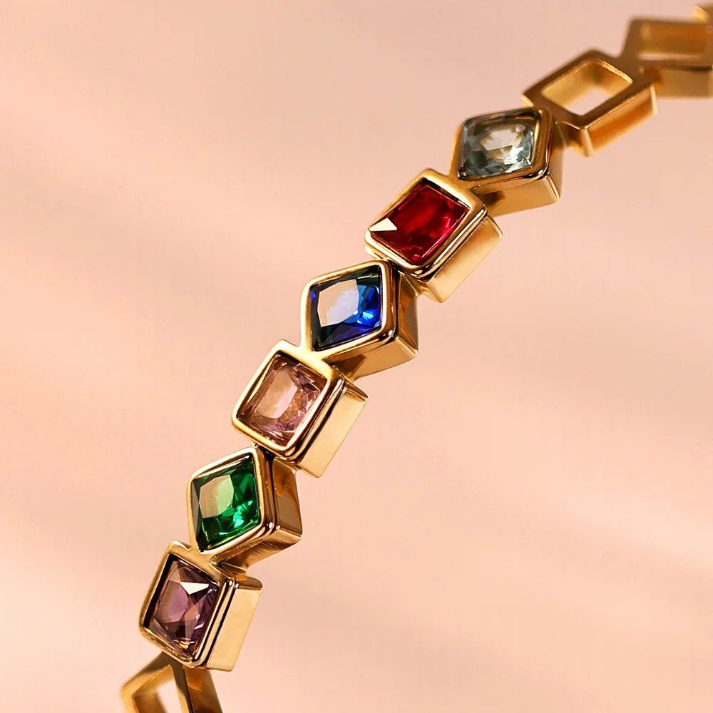 Prism_Crystal_anti tarnish_Zircon_Bangle_4