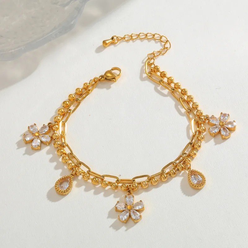 FLORAL_CHARM_BRACELET